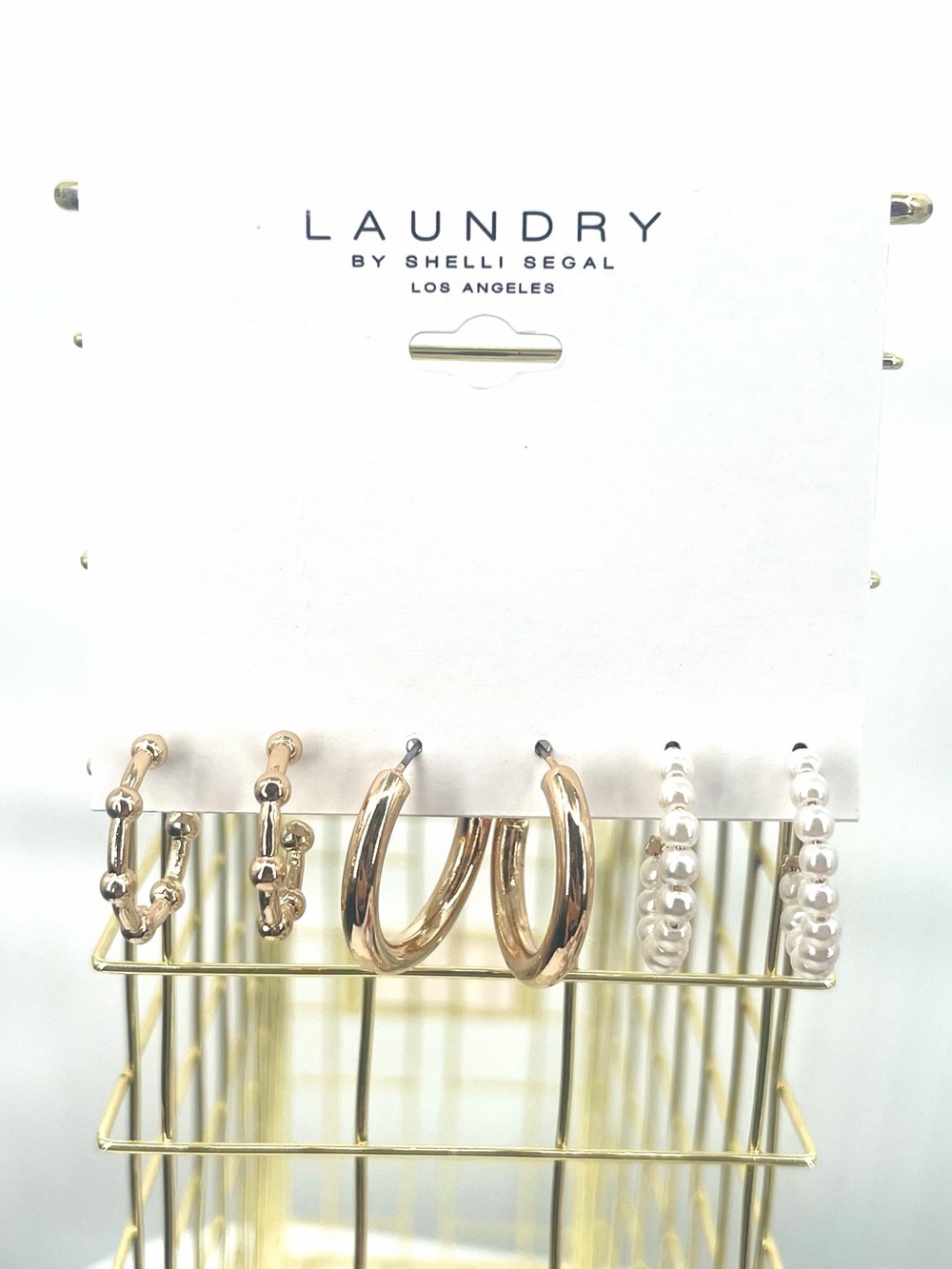 Laundry by Shelli Segal NWT 3 piece hoop gold tone pearl earring set